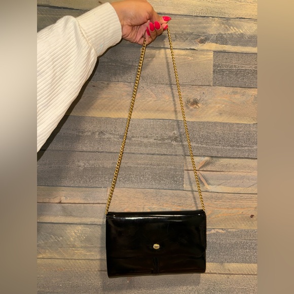 Gucci Handbags - Black gold chain vintage shoulder, Gucci bag